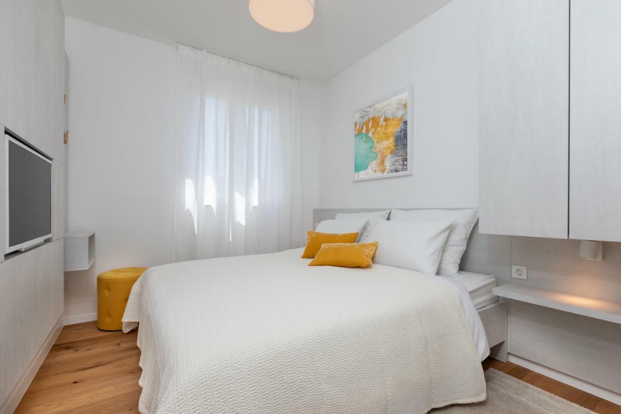 Luxury Apartment La Mer Murter Eksteriør bilde